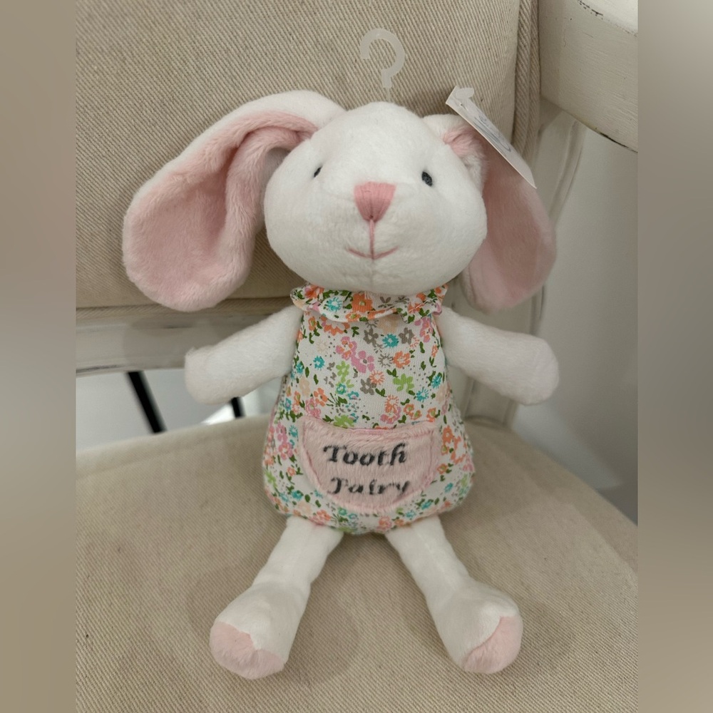 Maison Chic Beth The Bunny Tooth Fairy Plush Bunny With Pocket NWT